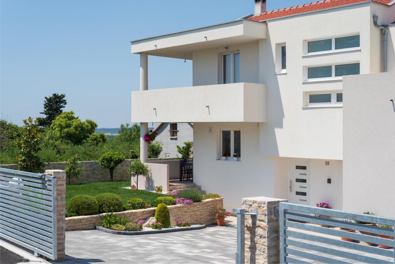 Spacious And Fully Equipped Apartment Near Zadar Smokovic Kültér fotó